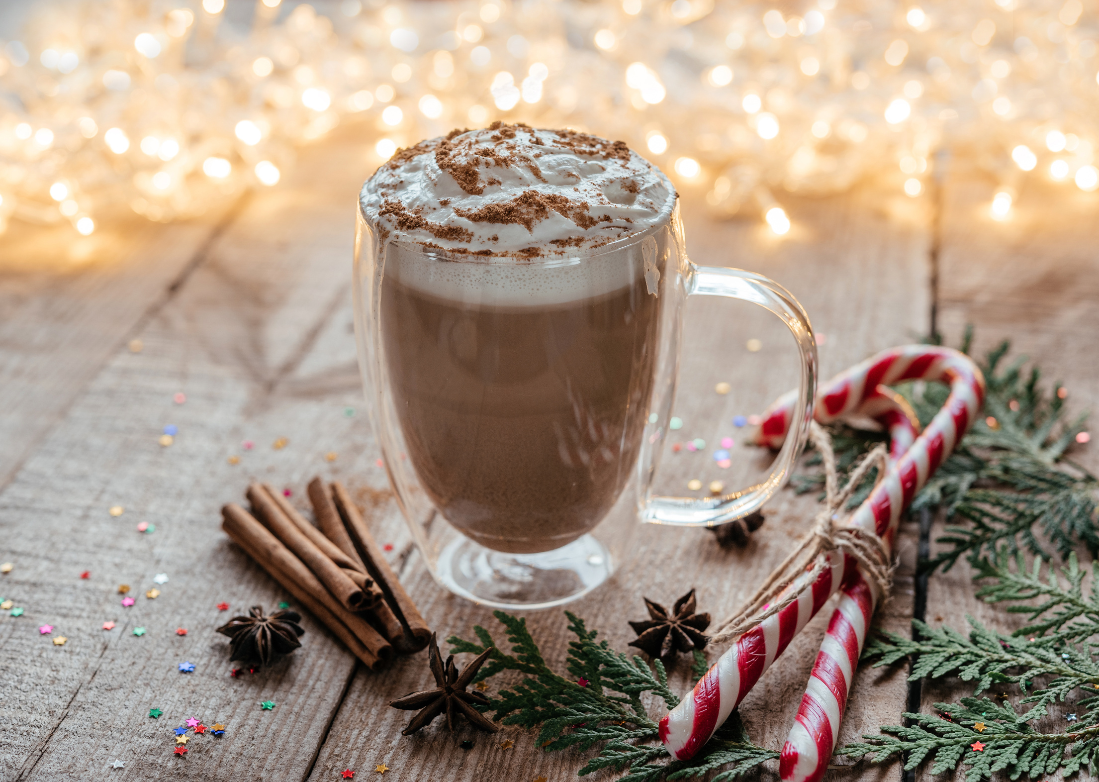 Hot Chocolate with Christmas Spices 